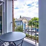 Charming Studio In Green Point